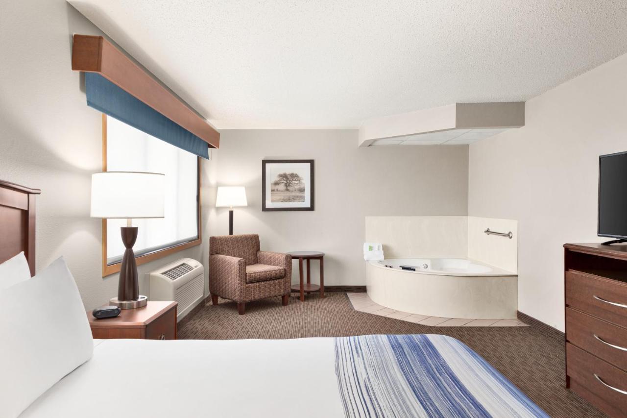 Americinn By Wyndham Sauk Centre Quarto foto
